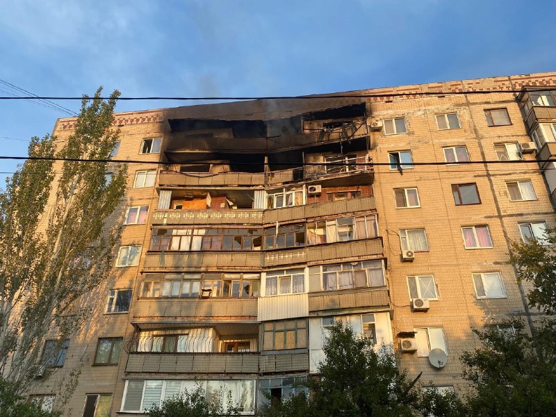 Eftervirkningerne af et droneangreb i Kramatorsk