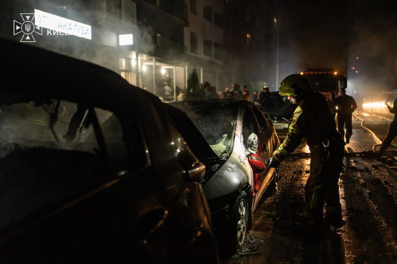 Konsegwenzi tal-attakk bil-lejl tar-Russja fuq l-Ukrajna — pompieri jaħdmu fuq il-post tal-impatt