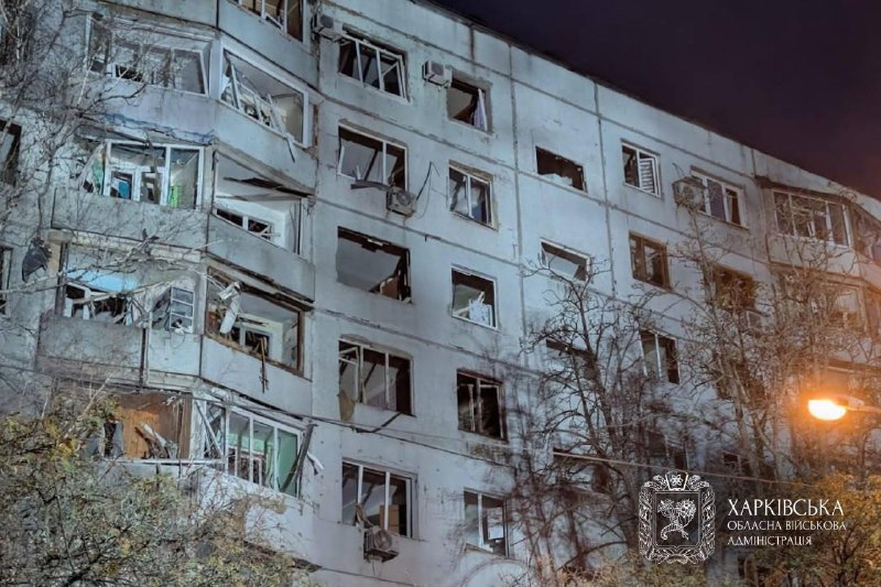Наслідки ранкової атаки безпілотників на Київ: пошкоджена інфраструктура та робота екстрених служб